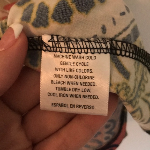 Sold @ consignment - Colorful top 🧡 - Picture 4 of 6